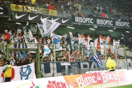 09-LENS-OM 02.jpg